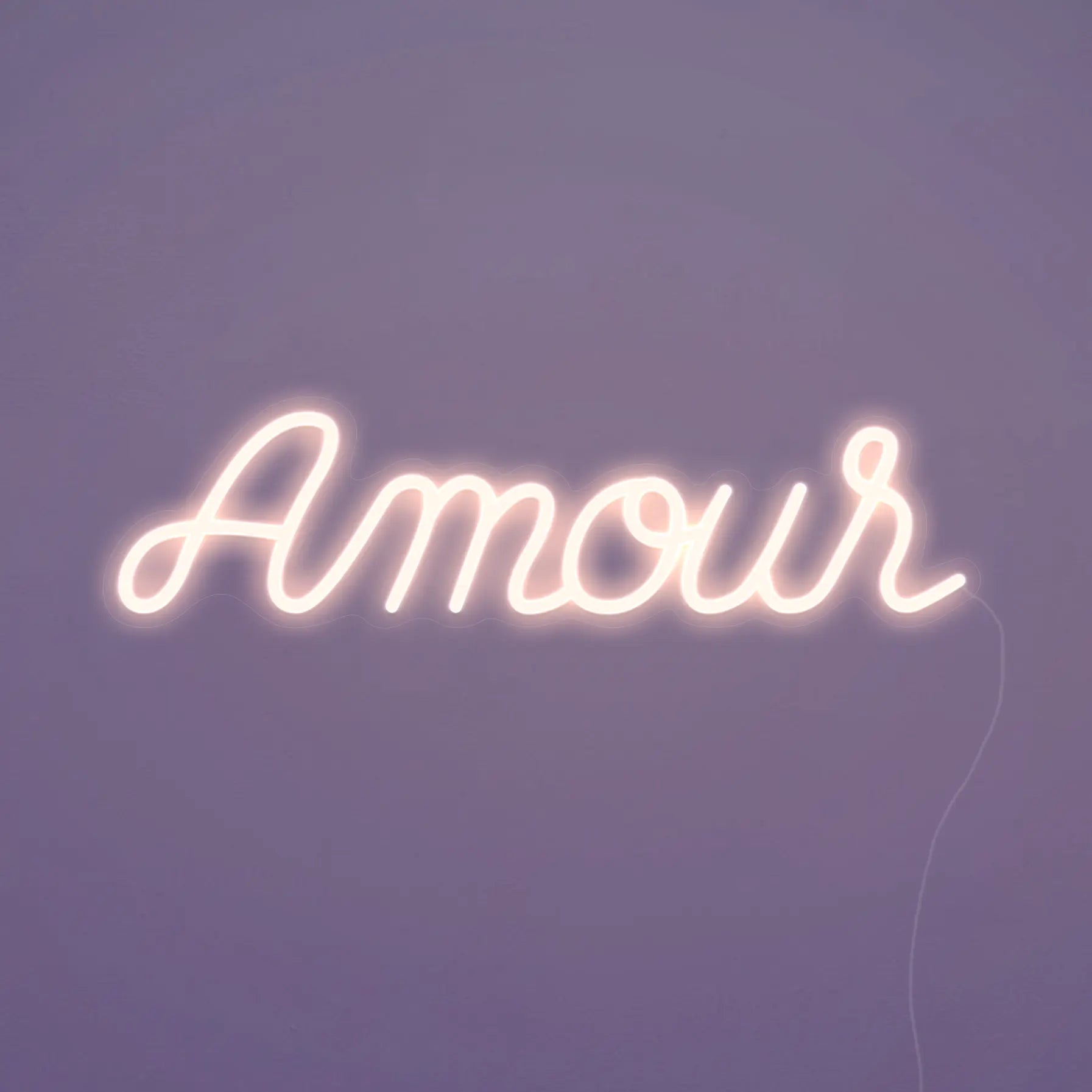 Néon Amour Blanc Chaud vu de près.