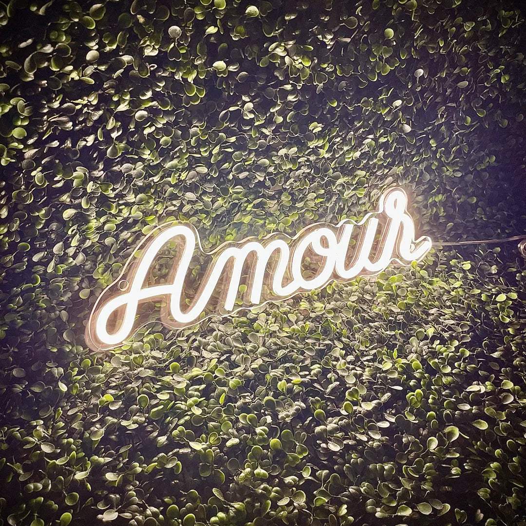 néon amour blanc chaud gauche