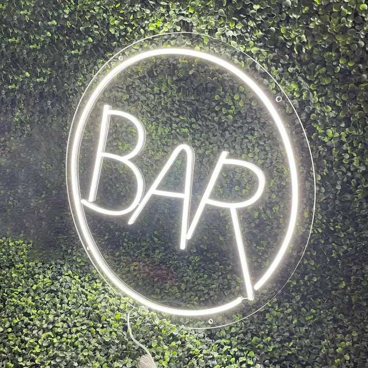 Néon Bar blanc vu de droite