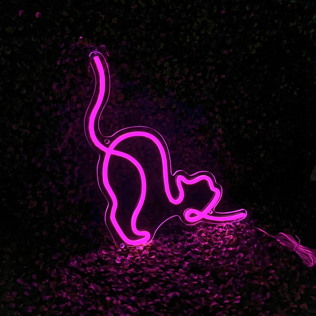 neon chat rose de gauche