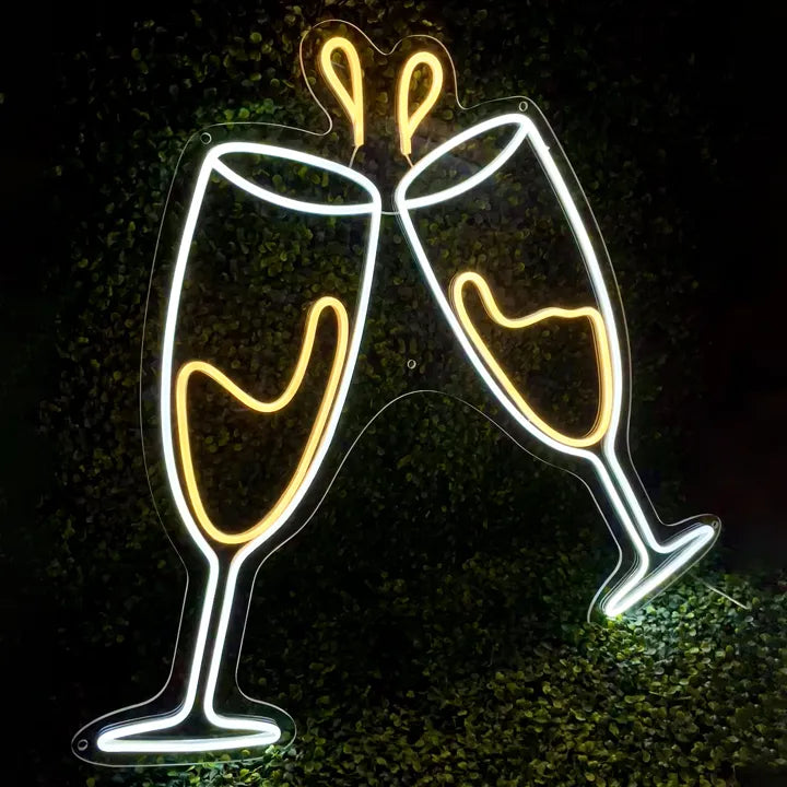 Néon coupes de champagne côté gauche