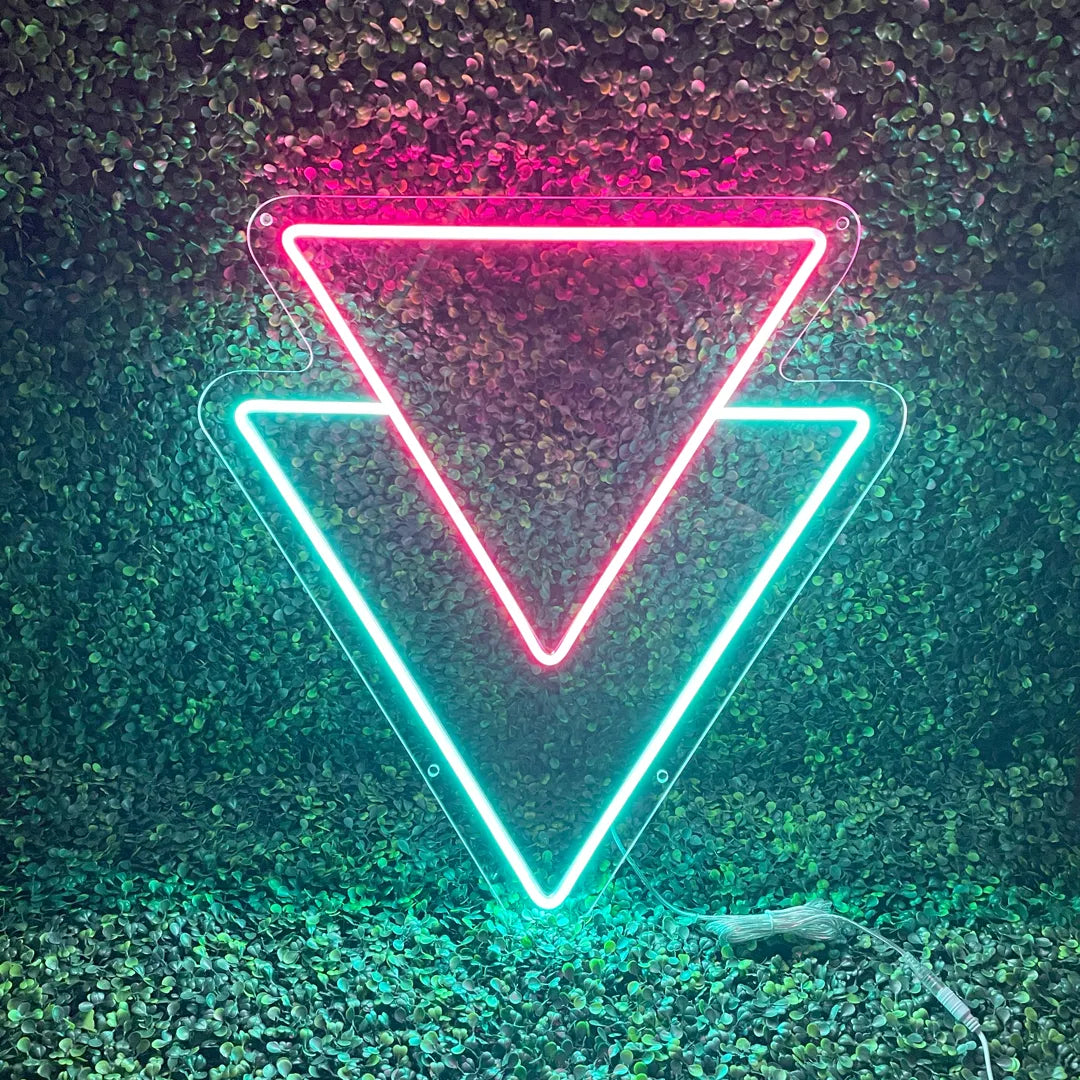 Néon double triangles bleu turquoise et rose lumineux